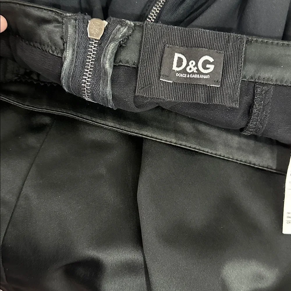 D&G Dolce & Gabbana Black Mixed Media Skirt Satin Front Mesh Back Size M